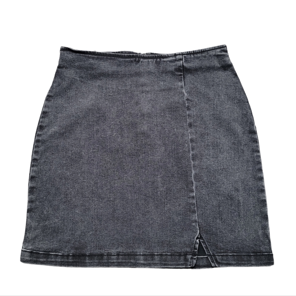 Girls size 2 Black Denim Jean Skirt with Cutout Slit Stretchy Comfort Wild Fable